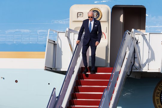 JAV prezidentas Joe Bidenas pirmadienį atvyko į Lietuvą.<br>T.Bauro nuotr.