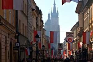 Į Lietuvą bando prisivilioti nors vieną lenkišką banką: vardija, kodėl išloštų gyventojai