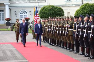 Praeiviai pasakė, ką mano apie NATO viršūnių susitikimą: „Atsidūrėme dėmesio centre“