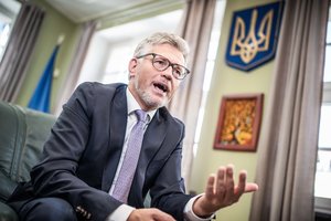 Ukrainos Vyriausybė atleido A. Melnyką iš užsienio reikalų viceministro pareigų
