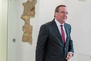 B. Pistoriusas: Lietuvos ir Vokietijos sutarimas dėl brigados – dvišalis, o ne NATO kaip organizacijos klausimas