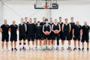 Aiškus studentų krepšinio dvyliktukas, kovosiantis universitetų žaidynėse  Kinijoje