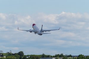 Oro uostai šalyje NATO viršūnių susitikimo metu dirba sklandžiai ir pagal planą