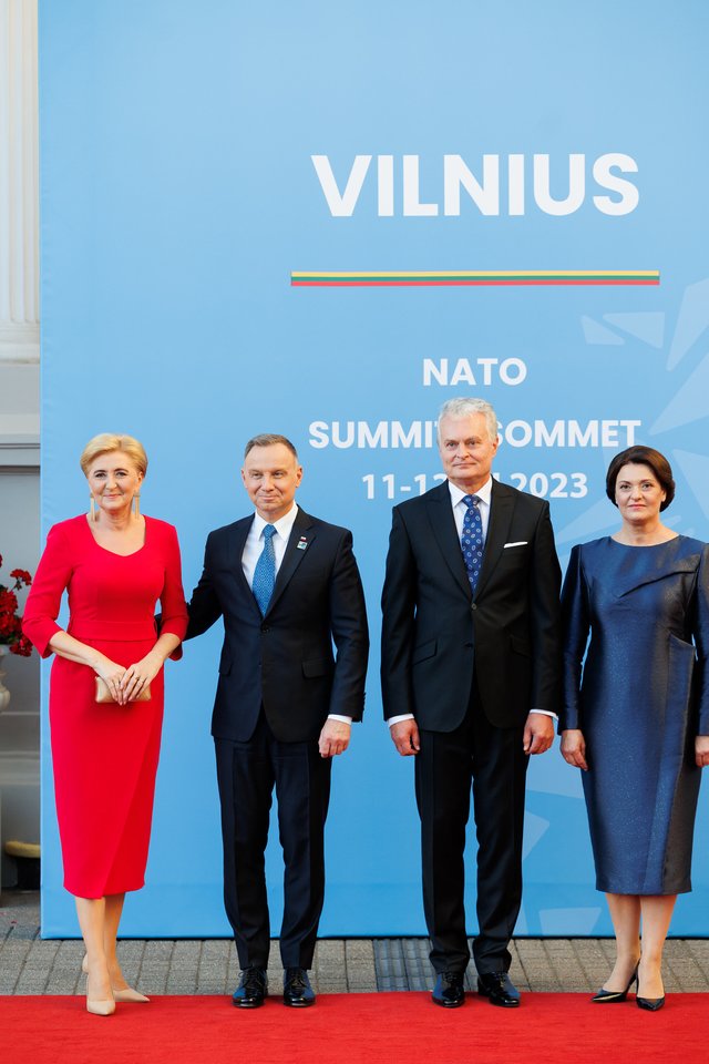 NATO viršūnių susitikimo Vilniuje iškilmingos vakarienės ir kitų renginių akimirkos.<br>T.Bauro nuotr.