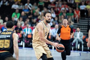 Šaro mėgtas „Barcelona“ vidurio puolėjas pasirašė sutartį su kitu Eurolygos klubu