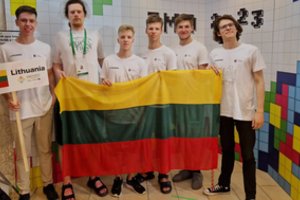 Lietuvos moksleiviai iš tarptautinės matematikos olimpiados Japonijoje parsiveža sidabro ir bronzos medalius
