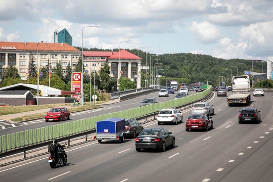  Vilnius po NATO viršūnių susitikimo.<br> D.Labučio nuotr.