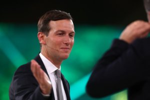 Žiniasklaida: specialieji tyrėjai apklausė D. Trumpo žentą J. Kushnerą