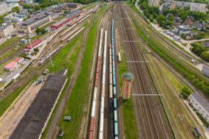 Remonto darbams uždaroma geležinkelio pervaža Pavilnyje