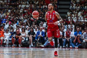 „Crvena zvezda“ pasirašė dvejų metų sutartį su Milane siautusiu gynėju