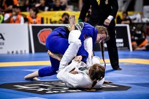 Džiudžitsu akademijoje – pasaulinio lygio žvaigždės