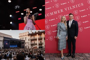 Valdovų rūmuose „Midsummer Vilnius“ atidaryme rinkosi kviestiniai svečiai: tarp jų – ir V. Benkunskas su žmona