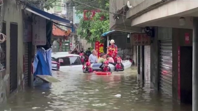 Kinijoje ir Vietname siautėja galingas taifūnas: evakuota dešimtys tūkstančių