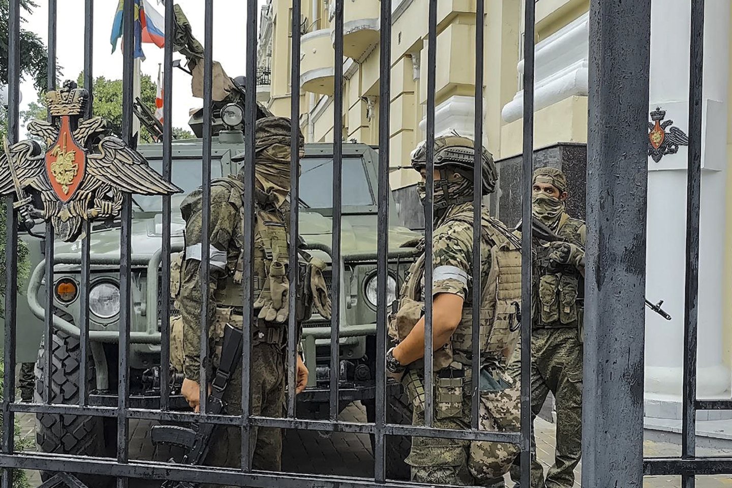 Ukrainos žvalgybos atstovas Andrijus Jusovas antradienį nurodė, kad privati karinė bendrovė „Wagner“ Baltarusijoje atliks dvi funkcijas – apmokys karius ir „nervins“ NATO.<br>AP/Scanpix nuotr.