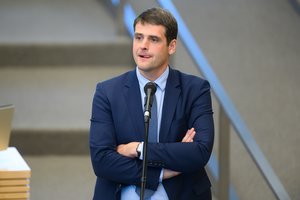 Žiniasklaida: R. Žemaitaičiui dėl namo prie Neries – didelės bėdos 