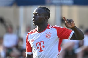 Draugiškose rungtynėse Miuncheno „Bayern“ išprausė varžovus 27:0