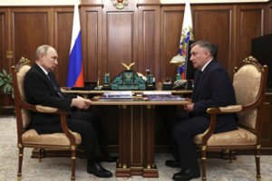 V. Putino pasisakymas apie žuvusius Rusijos kareivius sulaukė pašaipų: pasiūlė jiems „perduoti linkėjimų“