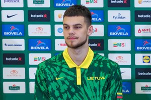 Lietuvos rezervinės krepšinio rinktinės žaidėjai į miltus sumalė Jordanijos nacionalinę ekipą