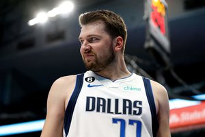 „Dallas Mavericks“ L. Dončiaus paprašė numesti svorio