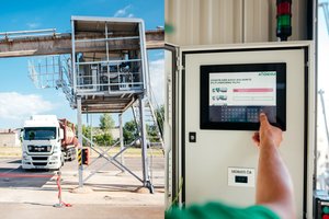 Atidaryta pirmoji Lietuvoje trąšų savitarnos kolonėlė