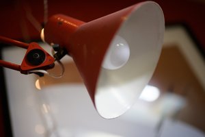 Praėjusią savaitę kainą sumažino tik vienas tiekėjas: prognozuoja, kad netrukus elektra gali brangti