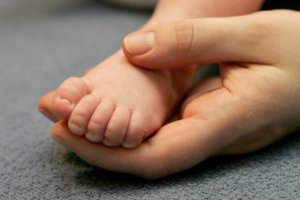 Teismas – 5 dienų kūdikį nužudžiusi šiaulietė už grotų nekeliaus