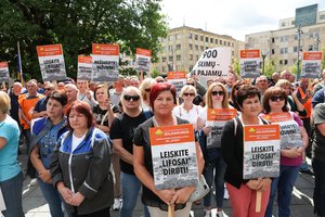 Prie Vyriausybės – „Lifosos“ profsąjungos darbuotojų protestas, išdėstė reikalavimus