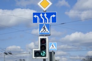 Vilniuje įsigaliojo nauji šviesoforinio reguliavimo pakeitimai: atsirado specialūs simboliai