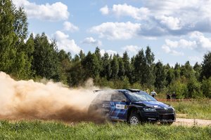 V. Žala ralyje lyderio pozicijomis džiaugtis dar neskuba: „Konkurentai irgi nemiegos“