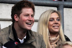 Princo Harry santuokai pavojų kelia žvilgsniai į praeitį: nauja jo darbuotoja stebėtinai primena buvusią meilę