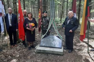 Volmerinės miške buvo atidengta partizanų žeminė