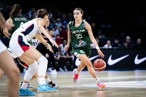 Lietuvos 20-metės ir toliau Europos čempionate žaidžia beviltiškai: įmetė vos 36 taškus