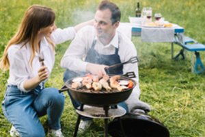 Tobulas pasimatymas – tiesiog jūsų kieme: kaip sukurti romantišką aplinką ir nustebinti mylimą žmogų