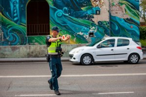 Pareigūnai skelbia rugpjūčio darbotvarkę: vairuotojų lauks šie reidai