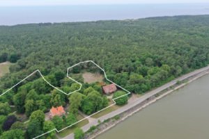 Siūlo įsigyti išskirtinį pastatą ant Kuršių marių kranto: pradinė kaina nustebins 