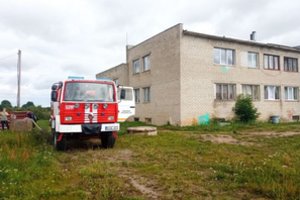 Kėdainių rajone žmonės neturi vandens, bet valdžia gūžčioja pečiais: mažai gyventojų, kad imtųsi juos gelbėti