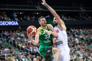 T. Dimšos metimas su sirena padovanojo lietuviams pergalę prieš Sakartvelą