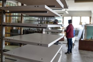 Dar dvi įmonės pranešė apie atleidimus: šiose vietose nebeliks kelių dešimčių darbuotojų