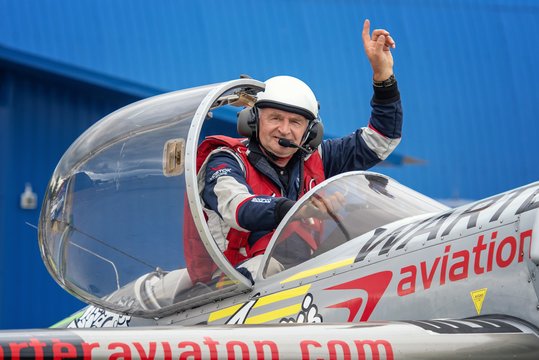 Legendinis lakūnas Jurgis Kairys: „Pats reikšmingiausias apdovanojimas iš visų – kad vis dar esu gyvas“