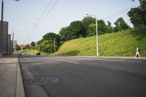 Tęsiasi Tauro kalno rekonstrukcija: nuo pirmadienio įvedami laikini eismo ribojimai