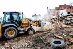 Nusprendus nugriauti pastatą, teks atlikti ir papildomų žingsnių: sudėliojo planą