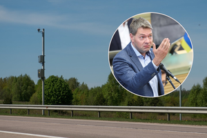 Dėl sprendimo įrengti vidutinio greičio matuoklius autostradoje A. Mazuronis pratrūko: ar valdininkams viskas gerai su galva?