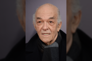 Mirė 83-ejų serialo „Bręstantis blogis“ aktorius Markas Margolis