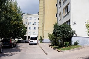 Vilniaus daugiabučio gyventojai – šokiruoti: tiesiog ėmė ir pardavė jų namo šilumos punktą, elektros skydinę