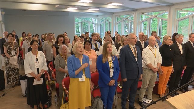 Pasaulio lietuvių bendruomenei – 65 metai: net ir svetur gyvenantys nepamiršti tautos ir tradicijų