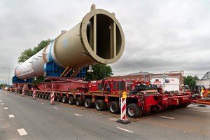 Smarki liūtis Klaipėdoje reaktoriaus gabenimui nesutrukdė, bet jau prakalbo apie galimą žalą keliams – teks įvertinti