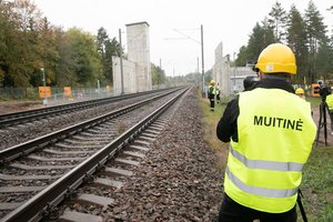 Įvedus griežtesnius ribojimus dvejopos paskirties prekių eksportas per Lietuvą krito 40 proc.