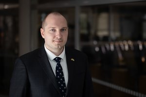 G. Jakštas kritikuoja kai kurių kolegijų sprendimą sumažinti minimalų stojamąjį balą: tai ir pačių stojančiųjų apgavystė