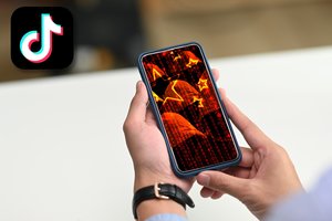 Kaip Kinijos valdžios institucijos naudoja „TikTok“ propagandai Europoje