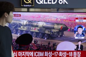 JT ataskaita: Šiaurės Korėja apeina sankcijas ir toliau kuria atominį ginklą